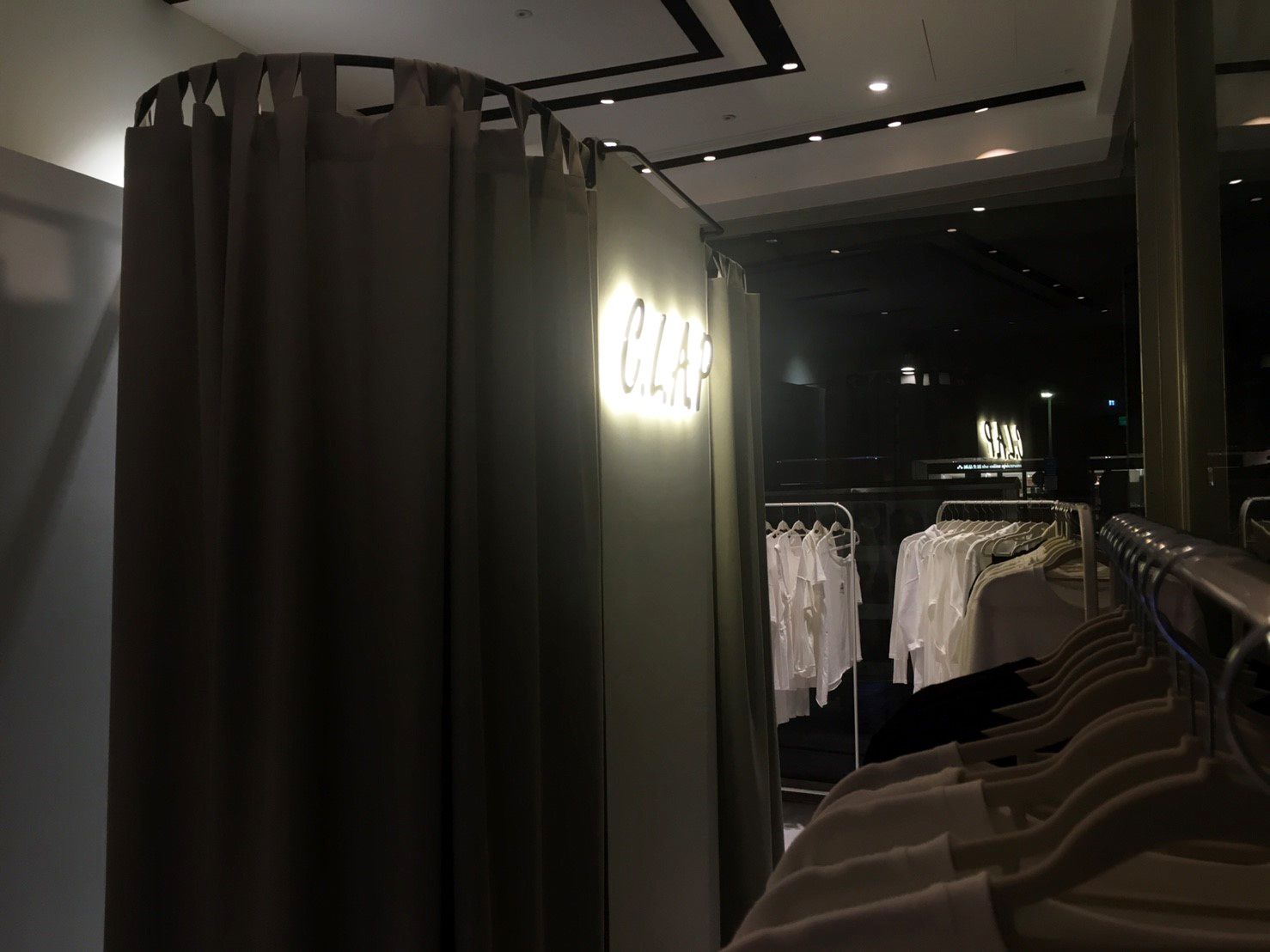 C.L.A.P新光快閃店